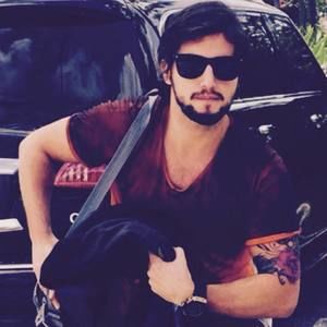 Meet your Posher, Rafael